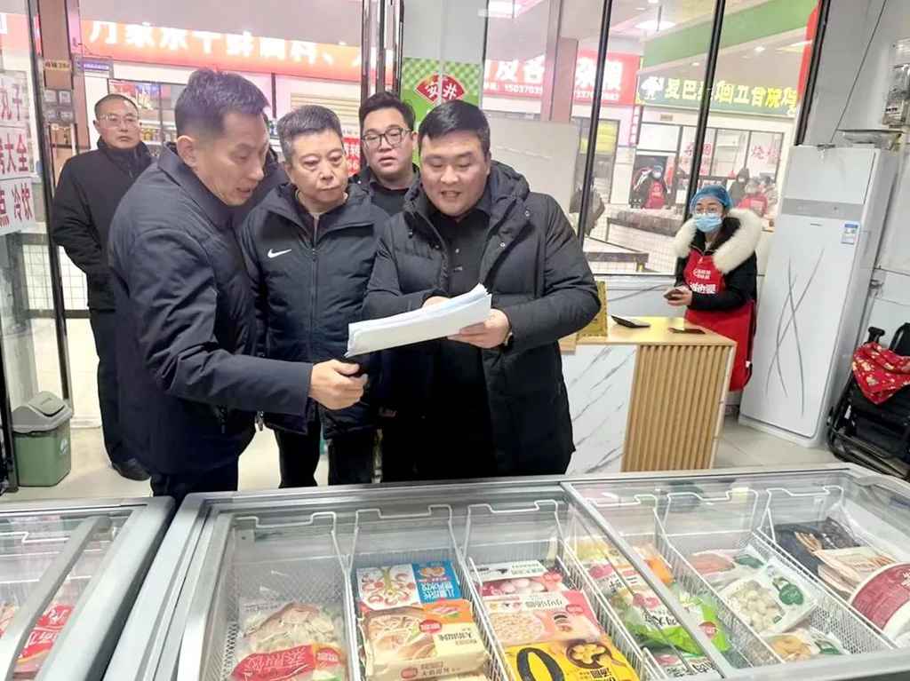 商丘市市場(chǎng)監(jiān)管局 提前介入，筑牢“雙節(jié)”期間食品銷售與酒類經(jīng)營(yíng)安全防線